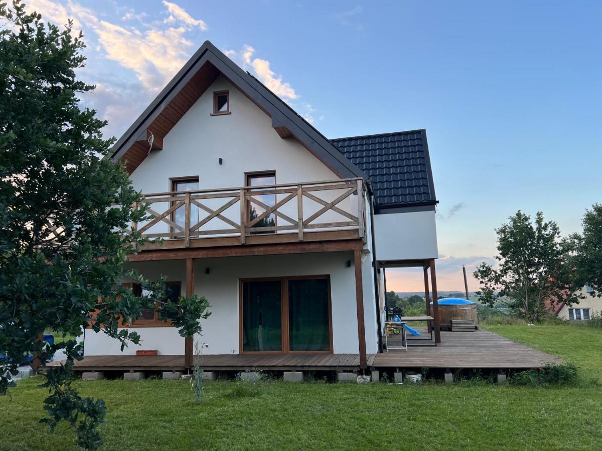 Dom W Chmielnie Na Wzgorzu Chmielno Exterior foto